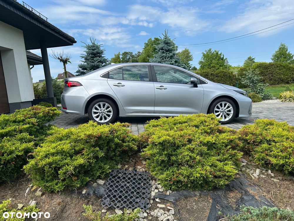 Toyota Corolla 1.8 Hybrid Comfort - 22