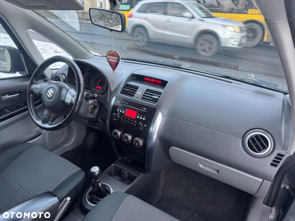 Suzuki SX4 1.6 VVT 4x2 Comfort - 5