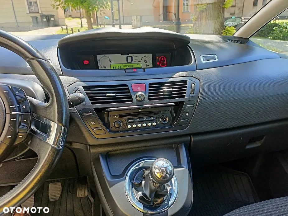 Citroën C4 Picasso - 23