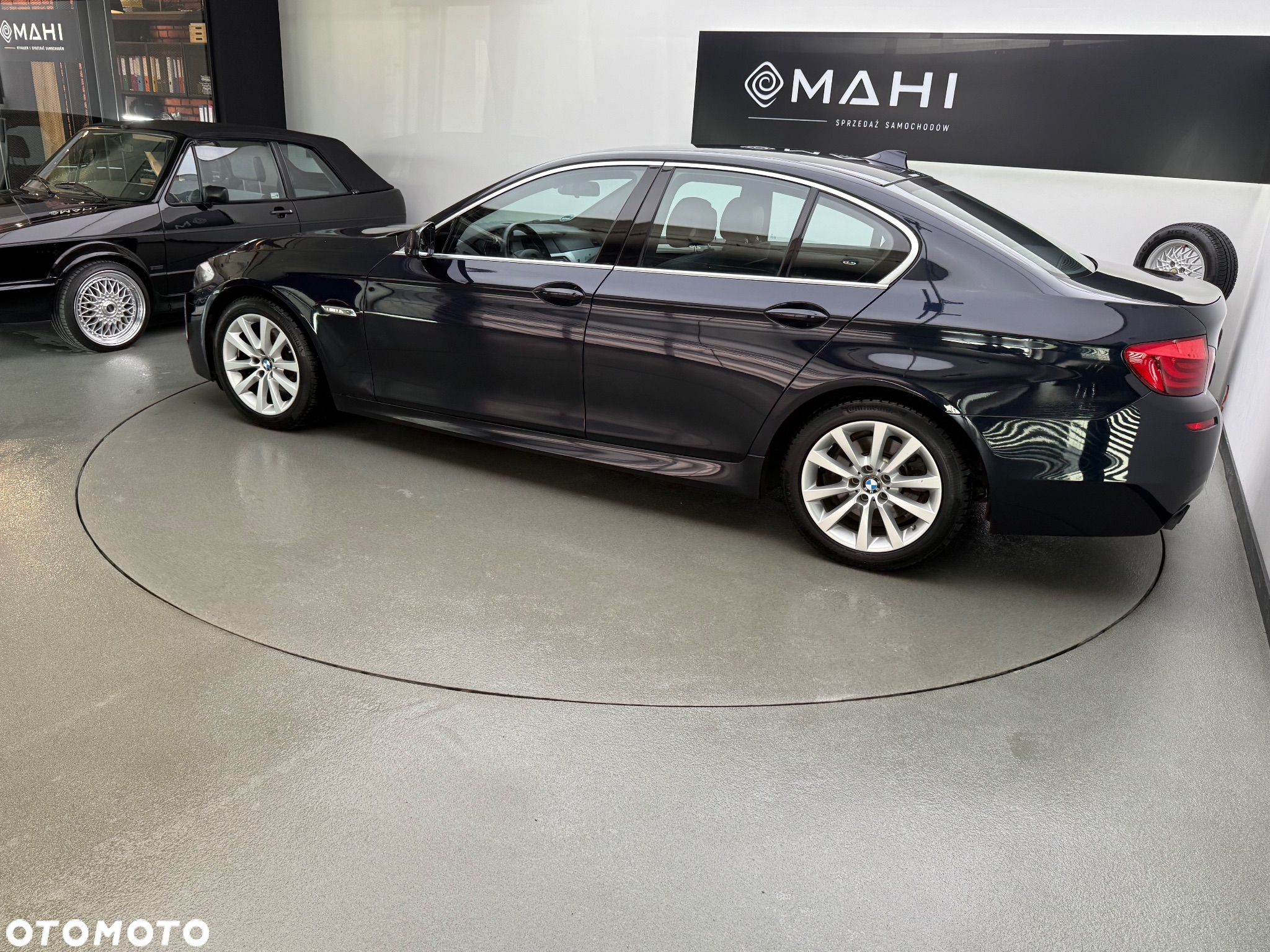BMW Seria 5 520i Touring Luxury Line - 8