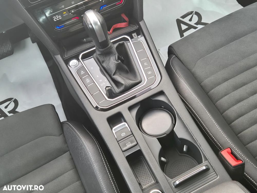 Volkswagen Passat 2.0 TDI DSG 4Mot Highline - 21
