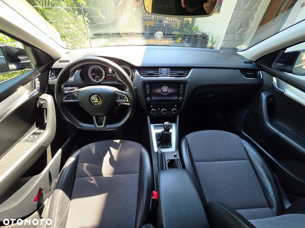 Skoda Octavia 1.6 TDI Sport Edition - 6