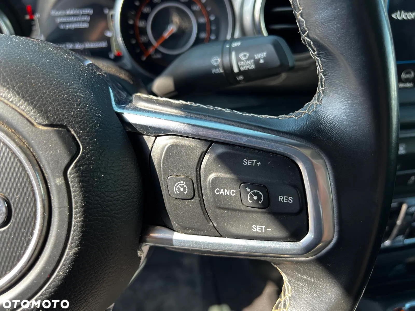 Jeep Gladiator - 14