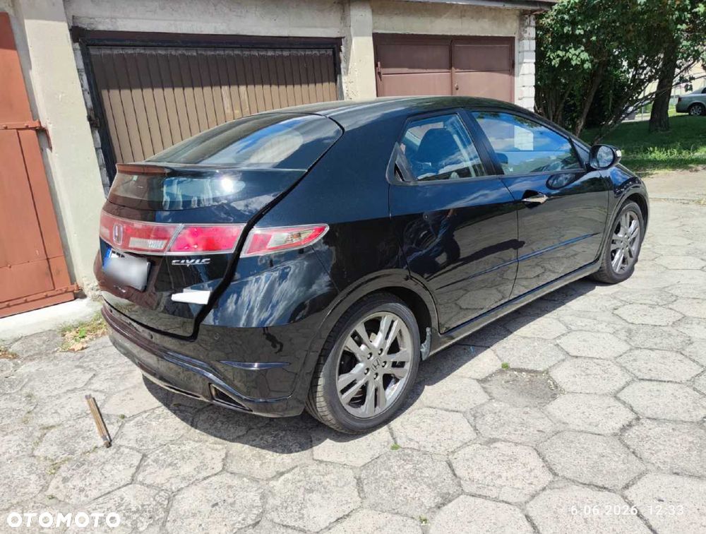 Honda Civic - 4