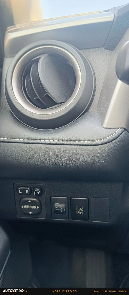 Toyota RAV4 - 5
