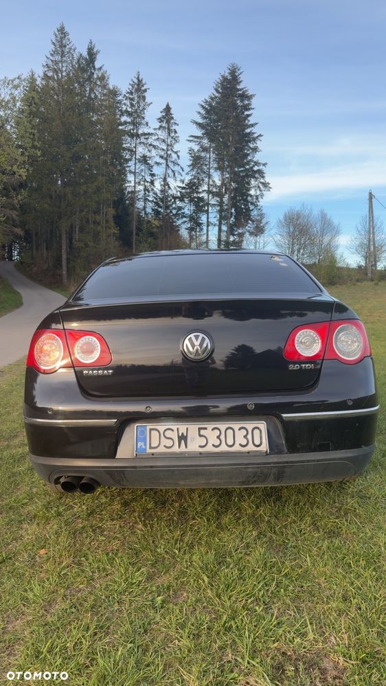 Volkswagen Passat 2.0 TDI DPF Highline - 6