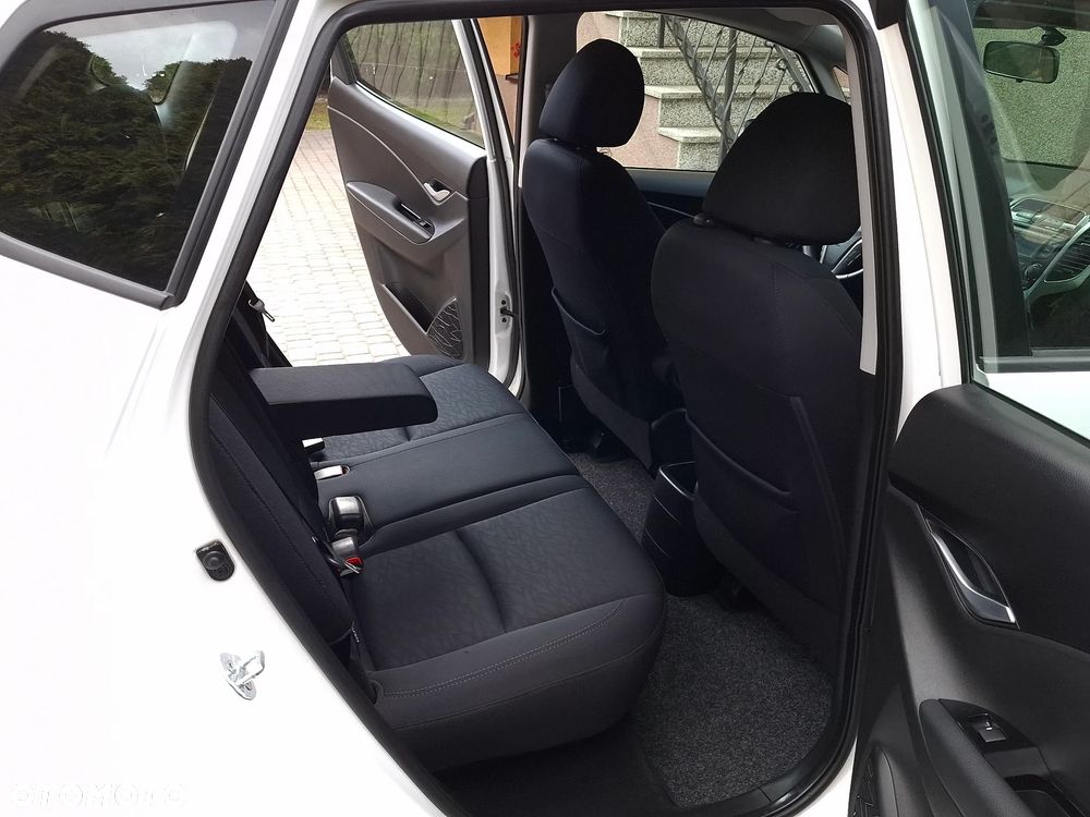 Hyundai ix20 1.4 blue YES Gold - 13