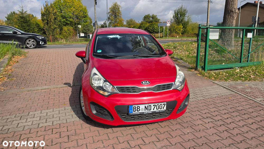 Kia Rio 1.2 Dream Team Edition - 30