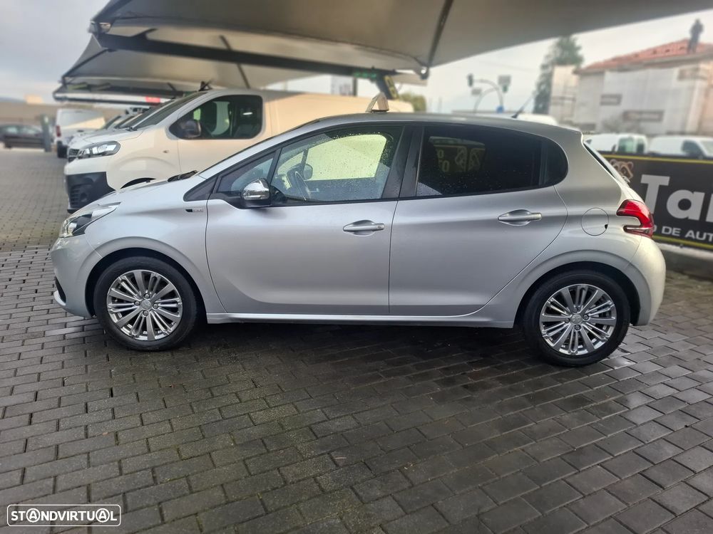 Peugeot 208 1.6 BlueHDi Style - 18