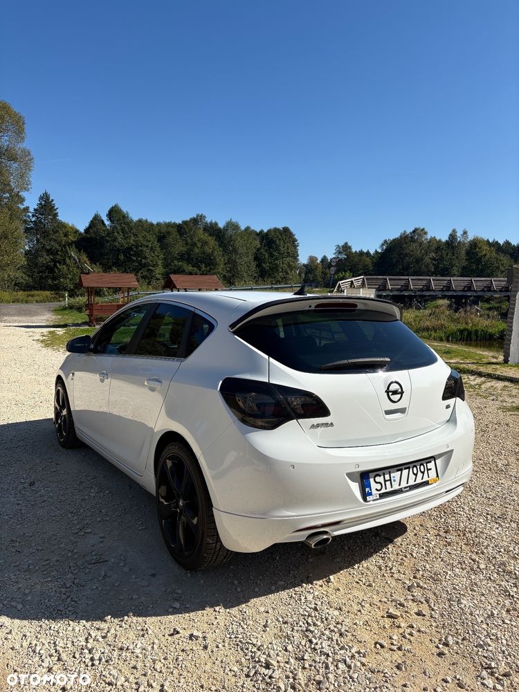 Opel Astra - 2
