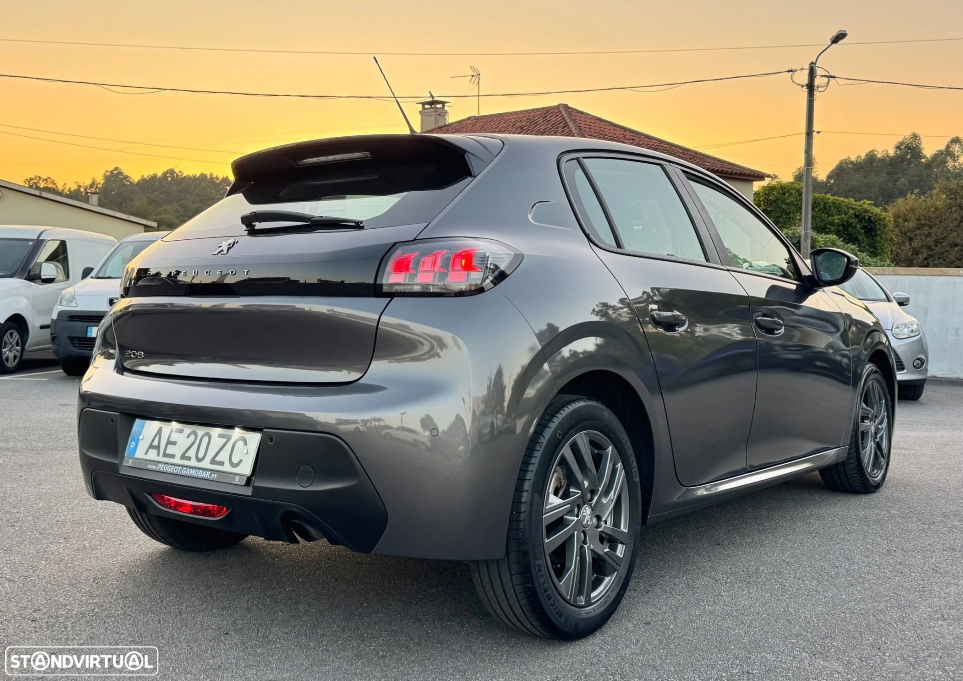 Peugeot 208 1.5 BlueHDi Allure Pack - 4