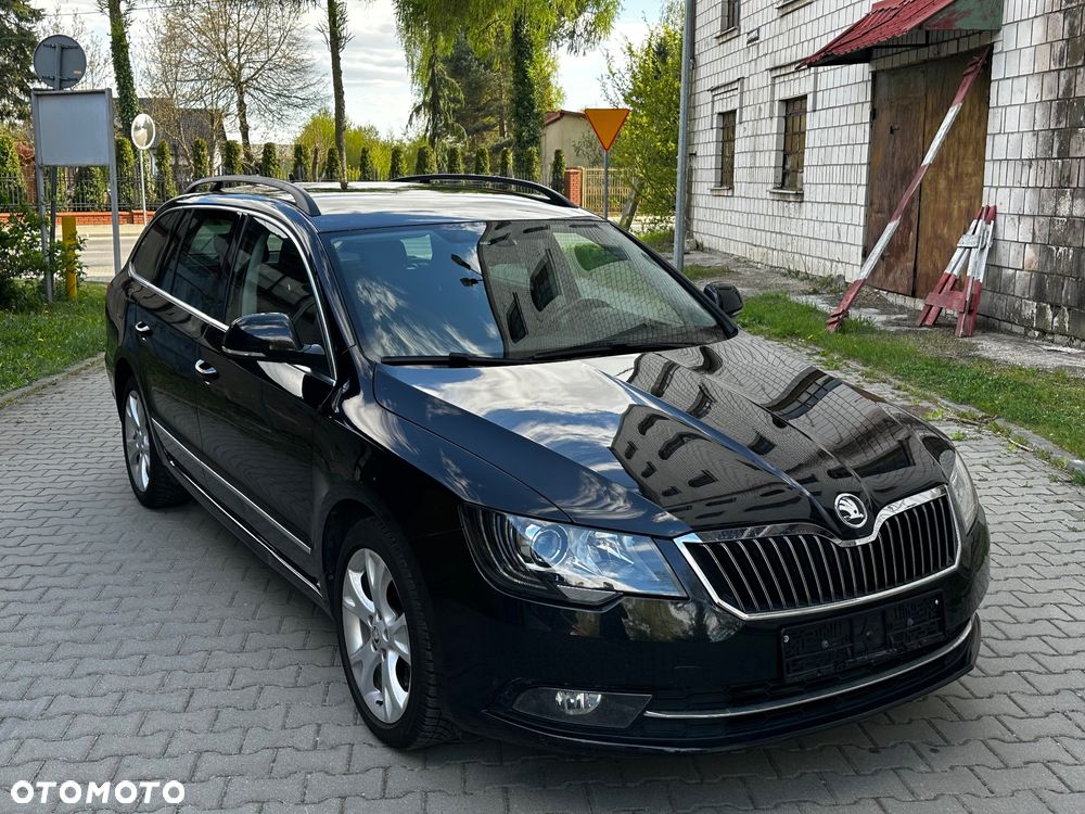 Skoda Superb 2.0 TDI Green tec DSG Elegance - 3