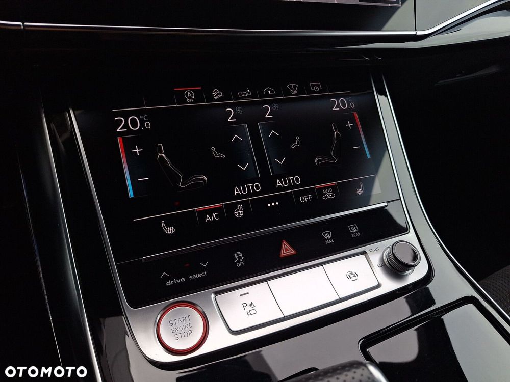 Audi SQ8 - 22