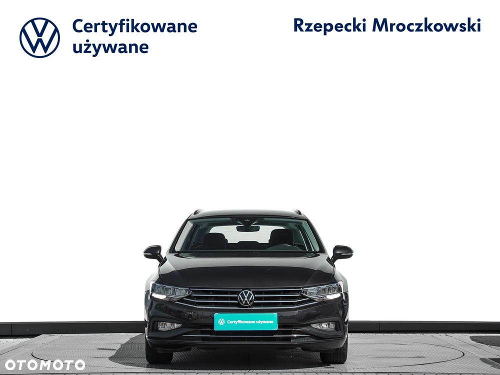 Volkswagen Passat 2.0 TSI Business DSG - 2