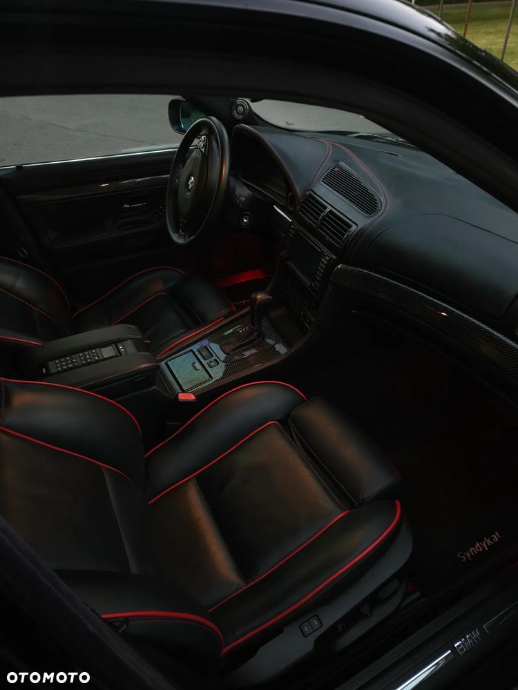 BMW Seria 7 740i - 14