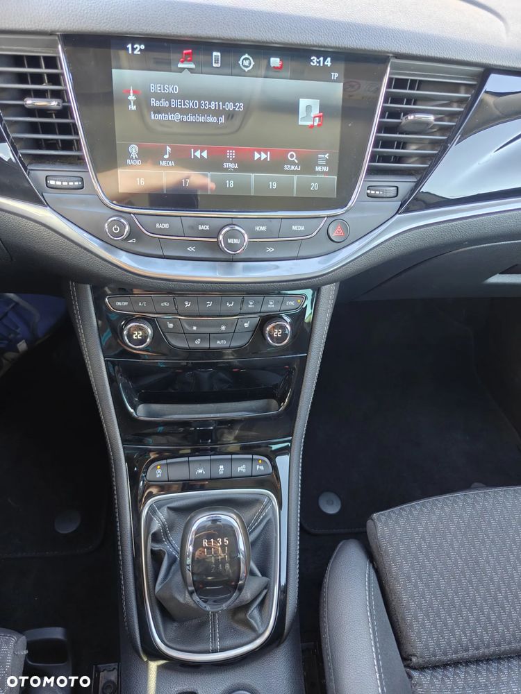 Opel Astra 1.6 BiTurbo D (CDTI) Start/Stop Innovation - 3