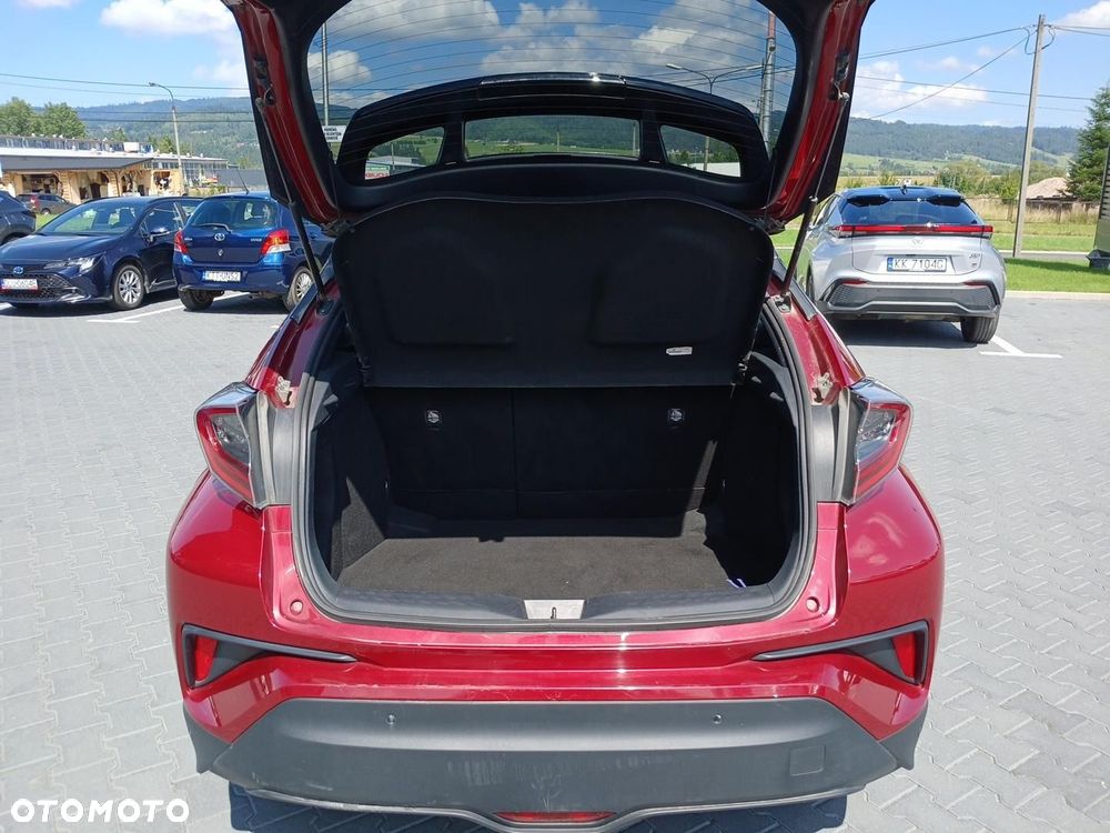 Toyota C-HR 1.2 T Dynamic CVT 4x4 - 17