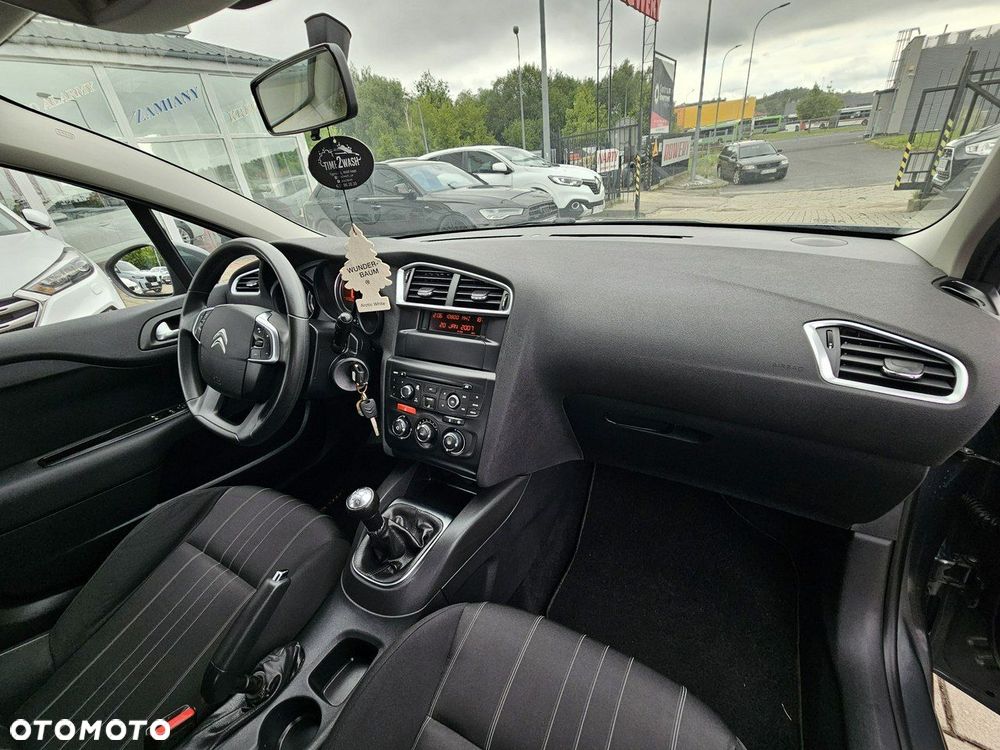 Citroën C4 VTi 95 Attraction - 23