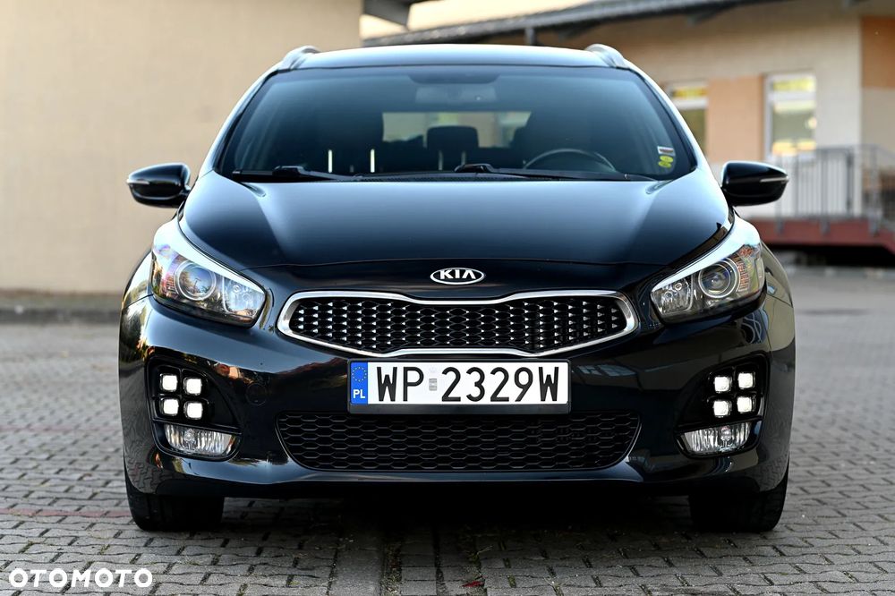 Kia Ceed 1.6 CRDi SCR GT-Line - 11