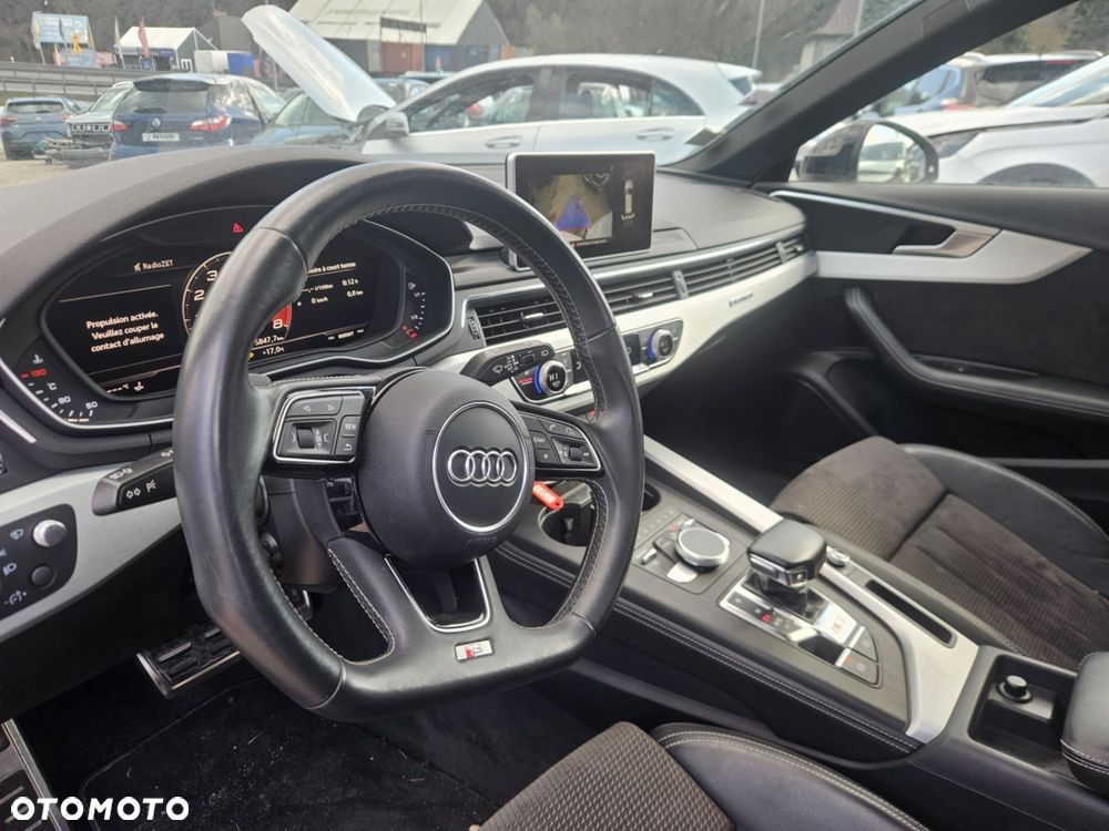 Audi S4 Avant 3.0 TFSI quattro tiptronic - 25