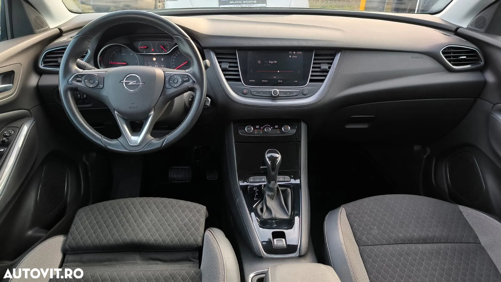Opel Grandland X 1.5 START/STOP Aut. Innovation - 5