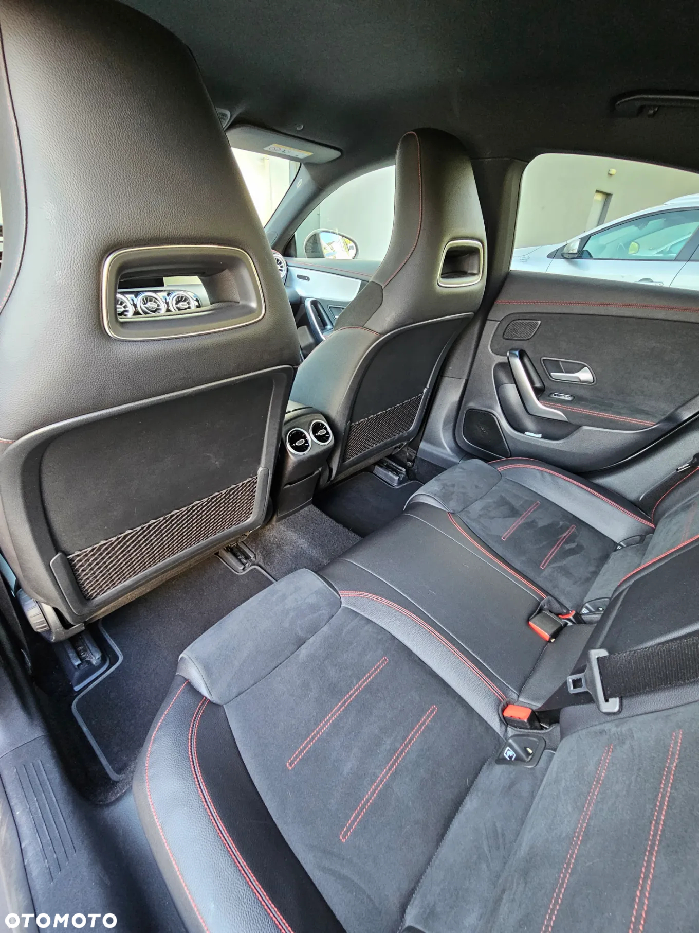 Mercedes-Benz CLA 200 AMG Line 7G-DCT - 9