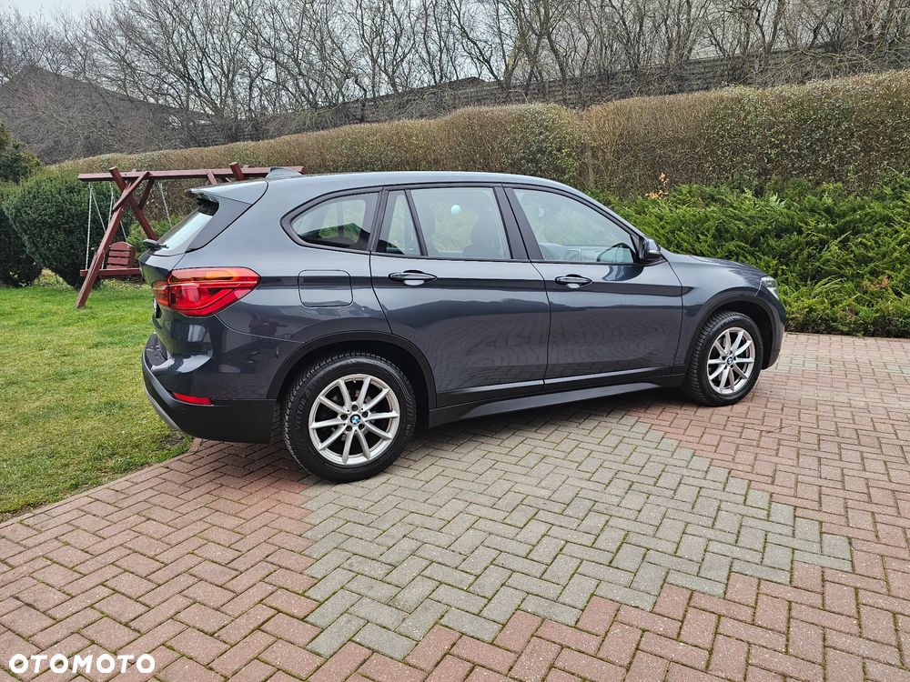 BMW X1 sDrive18d Sport Line sport - 4
