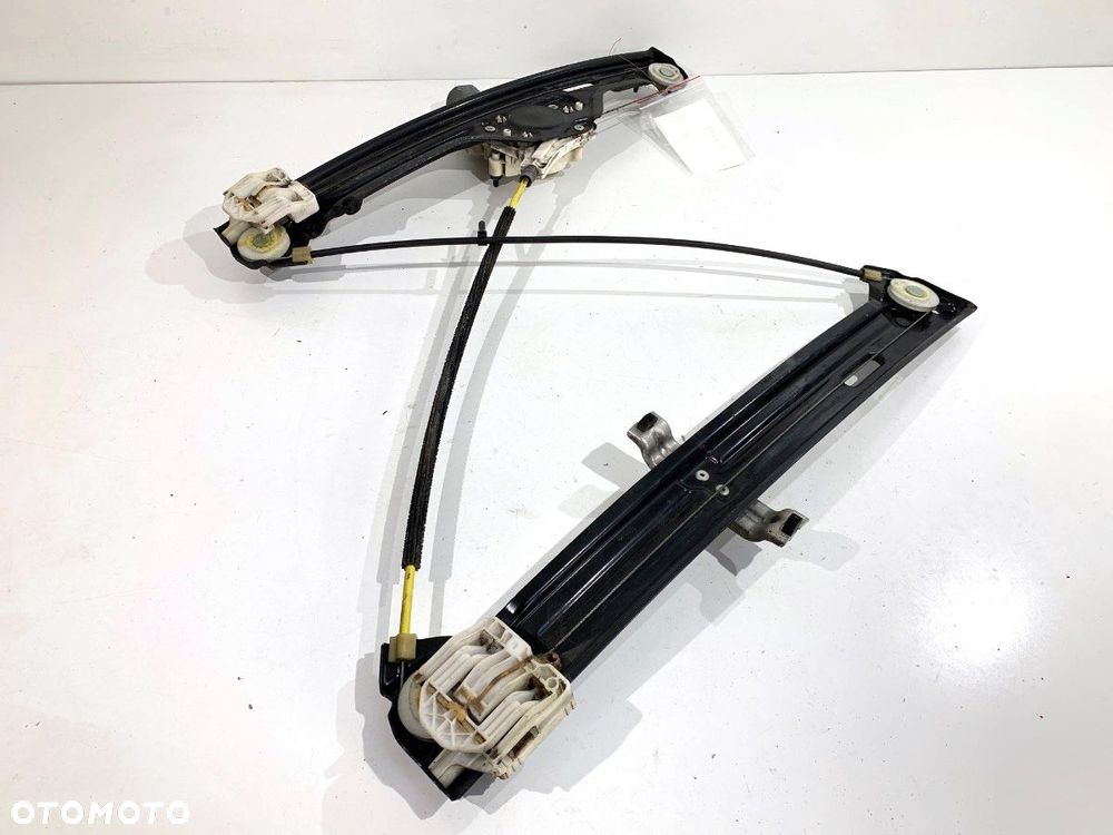 PODNOŚNIK SZYBY PRAWY PRZÓD  BMW X6 (E71, E72) 2007 - 2014 xDrive 35 i 225 kW [306 KM] benzyna - 2