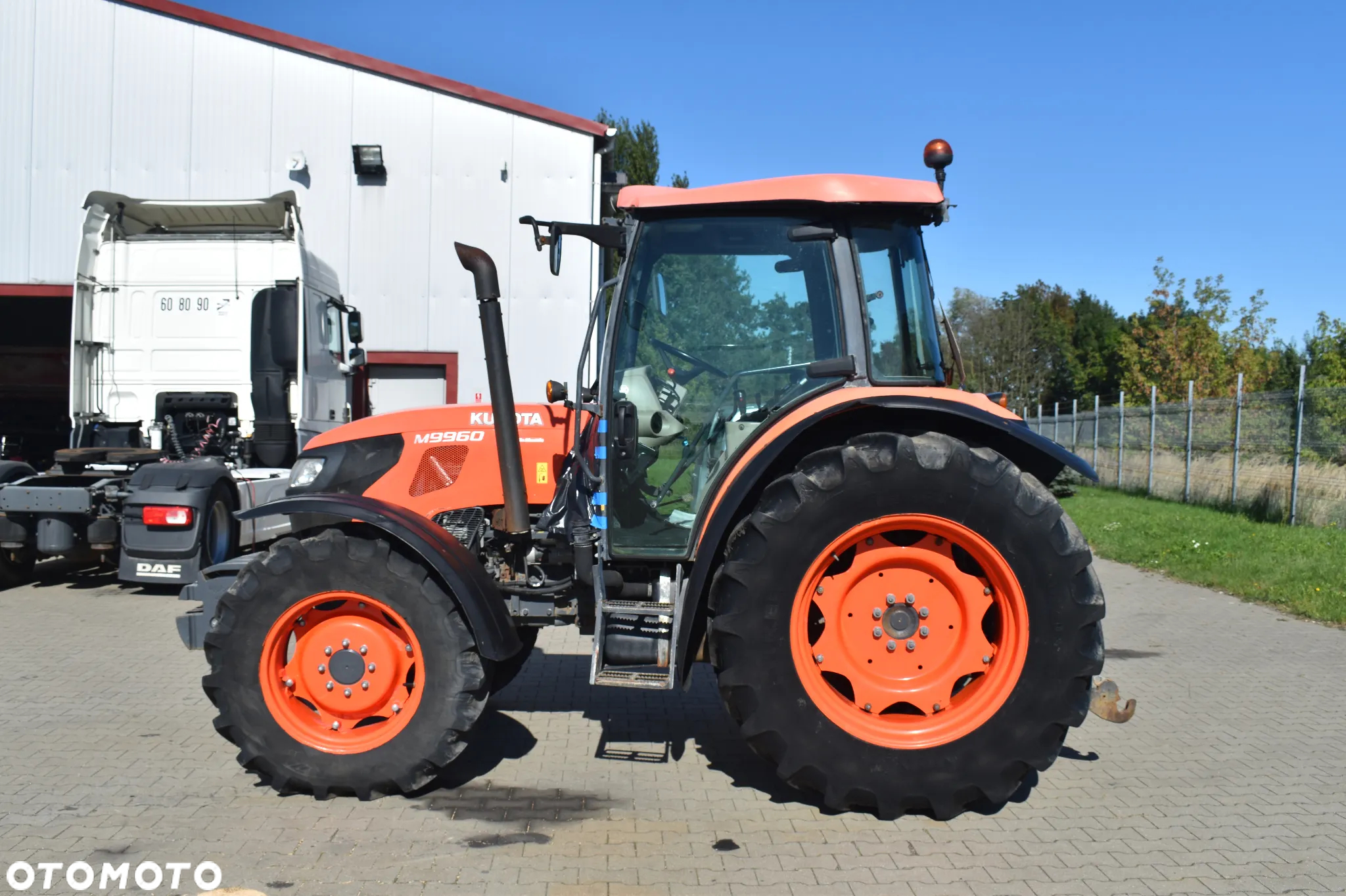 Kubota M9960 - 4