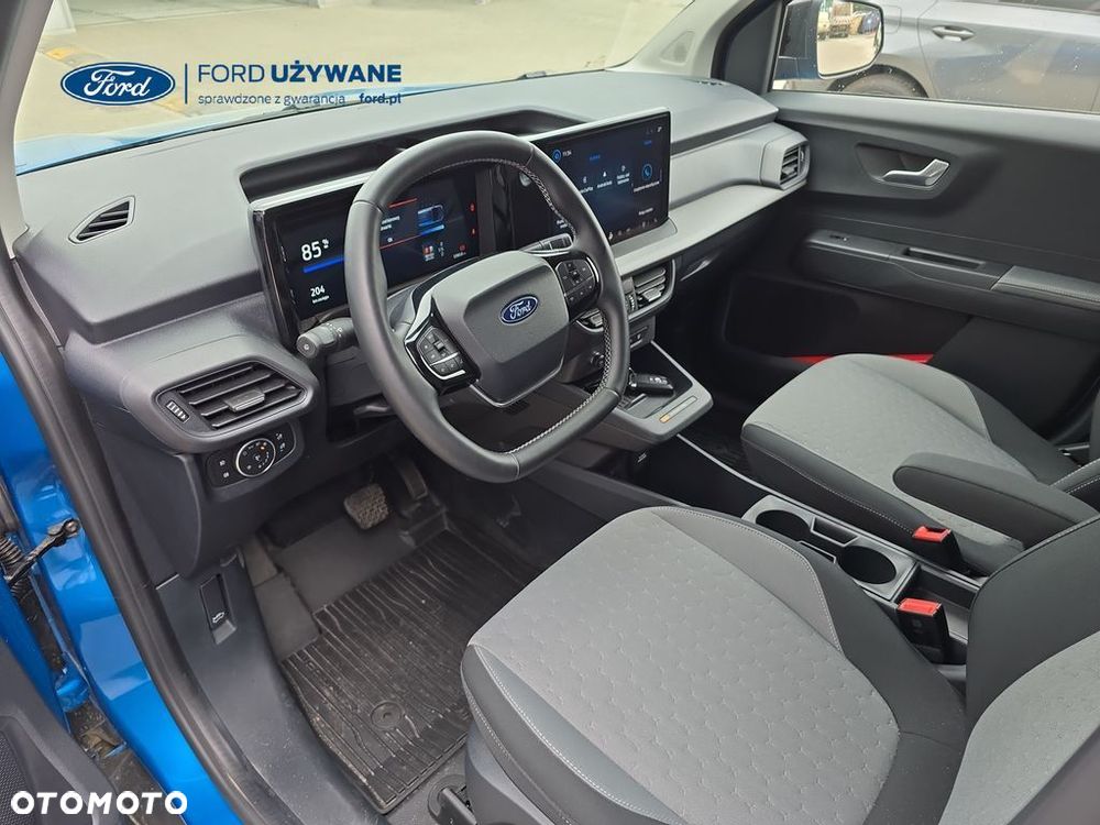 Ford Transit Courier - 15