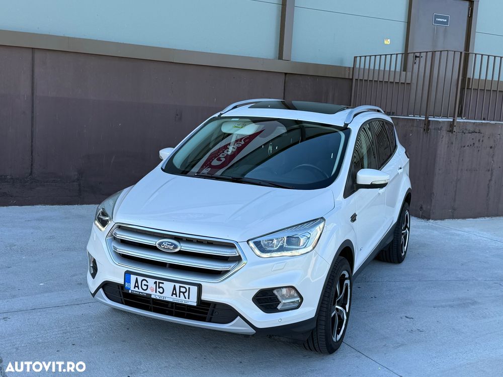 Ford Kuga 2.0 TDCi Powershift 4WD Titanium - 1