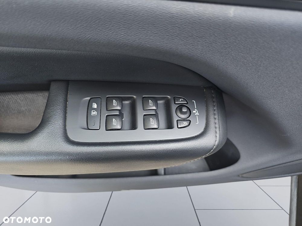 Volvo XC 60 - 19
