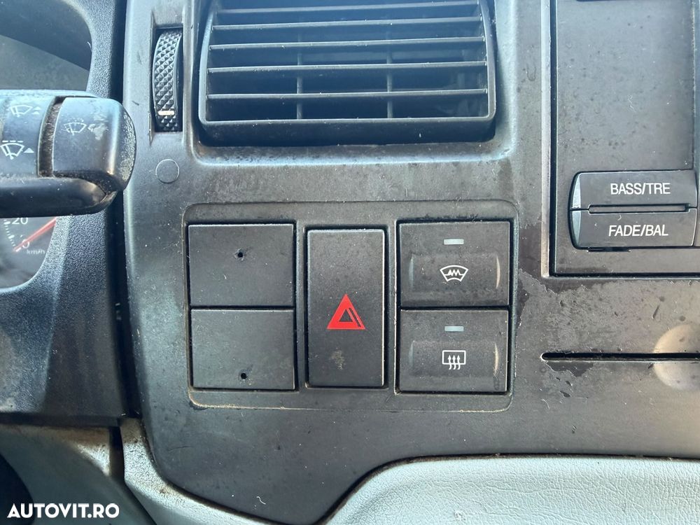 Ford Transit - 24
