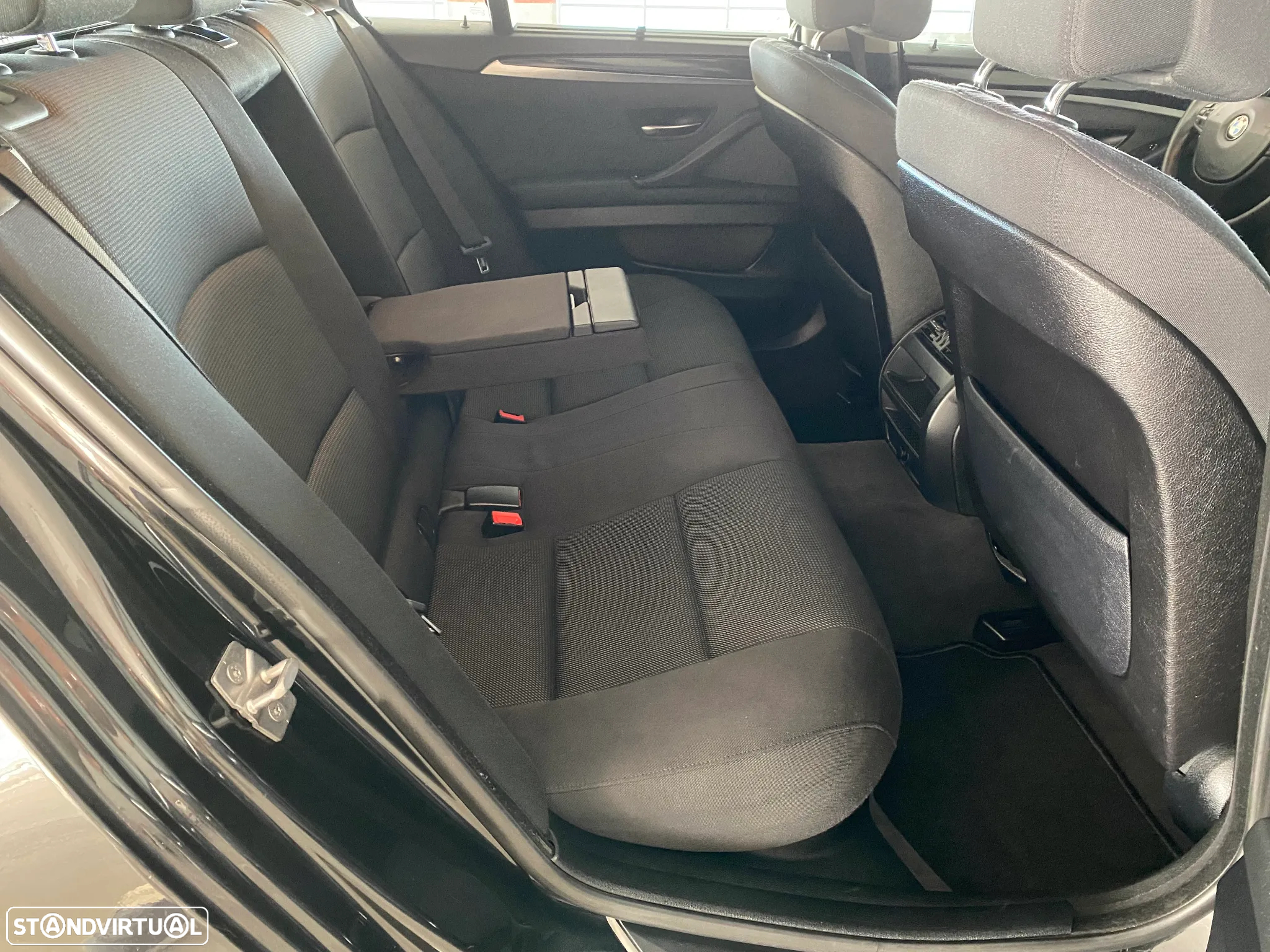BMW 520 d Touring Blue Performance - 28