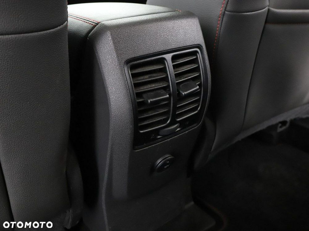 Ford Kuga 1.5 EcoBoost 4x4 ST-Line - 37