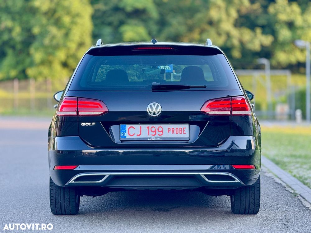 Volkswagen Golf 1.6 TDI SCR DSG Comfortline - 26