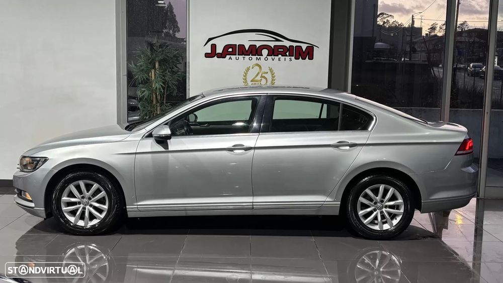 VW Passat 2.0 TDI Confortline - 3