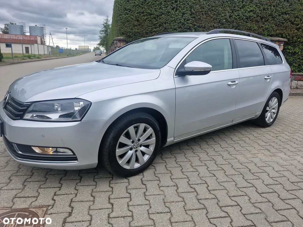 Volkswagen Passat 2.0 TDI DPF BlueMotion Technology Trendline - 3