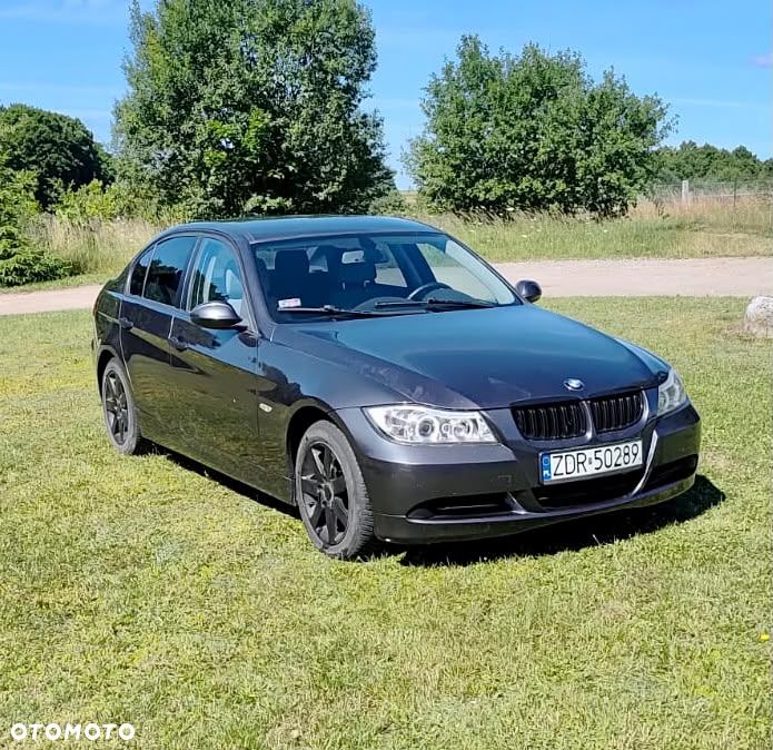 BMW Seria 3 318i - 7
