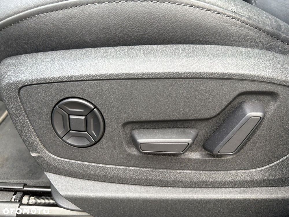 Audi e-tron - 27