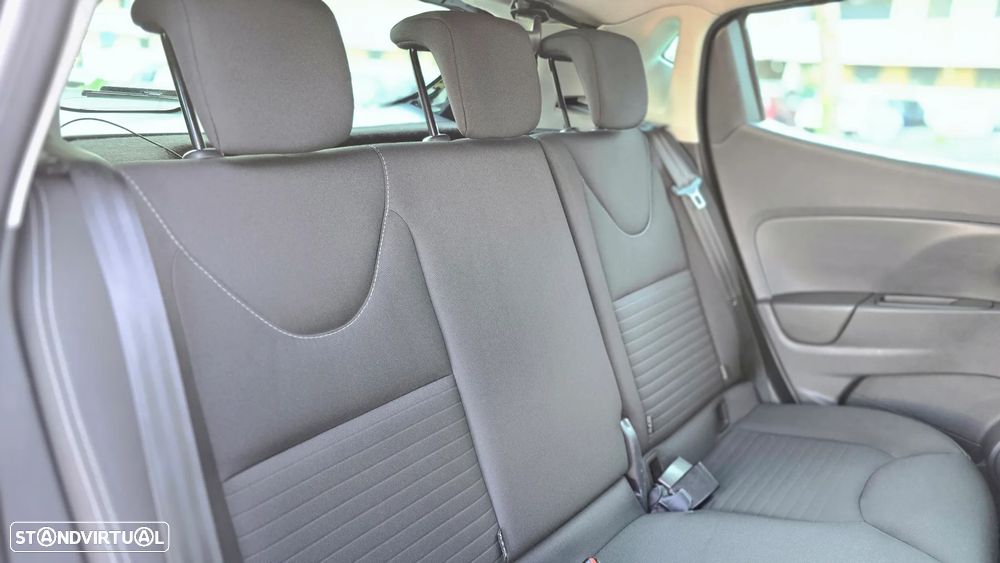 Renault Clio 1.5 dCi Limited - 17