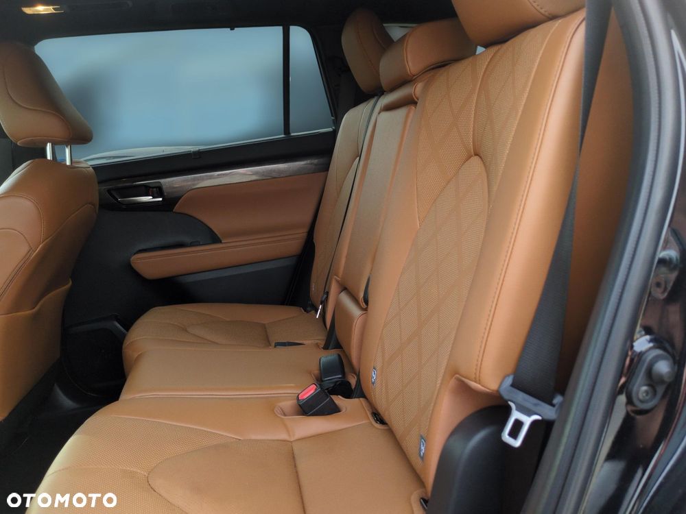 Toyota Highlander - 15