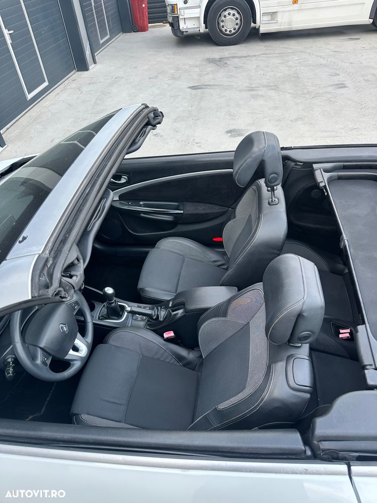 Renault Megane III 1.5 dCi Color Edition - 6