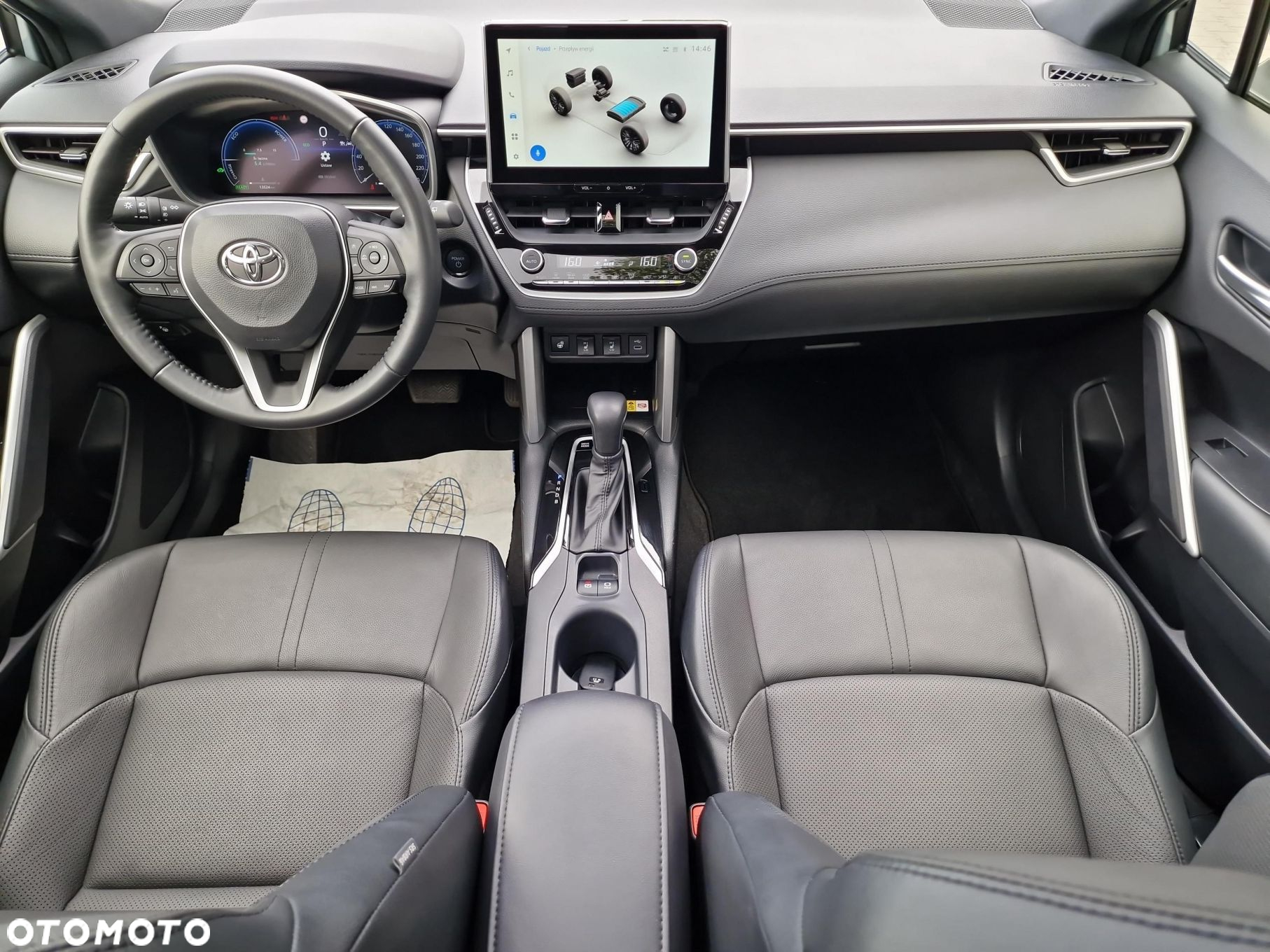 Toyota Corolla Cross - 17