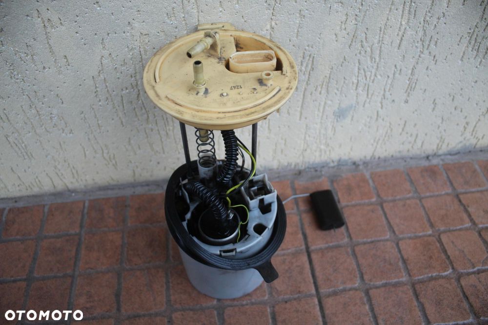 POMPA PALIWA VW PASSAT B6 2.0 TDI 3C0919050G - 1