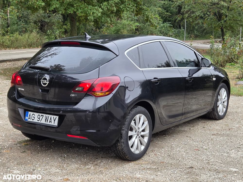 Opel Astra 1.7 CDTI Cosmo - 4