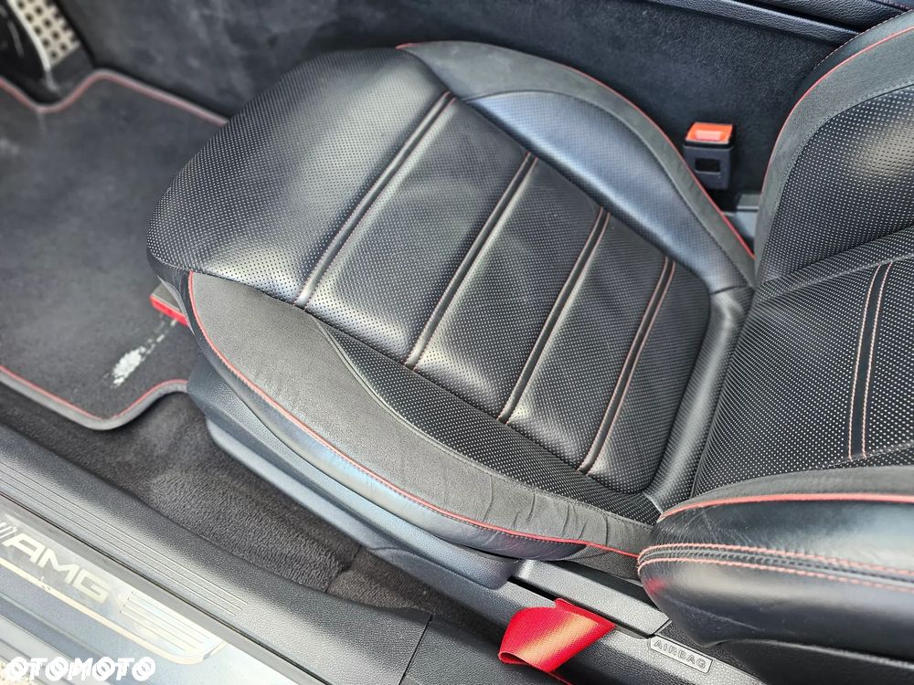 Mercedes-Benz Klasa E 43 AMG 4Matic 9G-TRONIC - 28