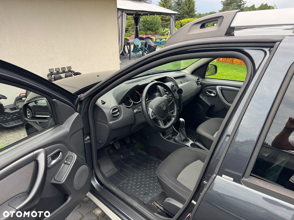 Dacia Duster 1.6 SCe Laureate S&S - 6