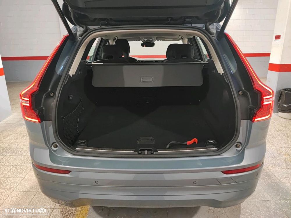 Volvo XC 60 2.0 B4 Core - 9
