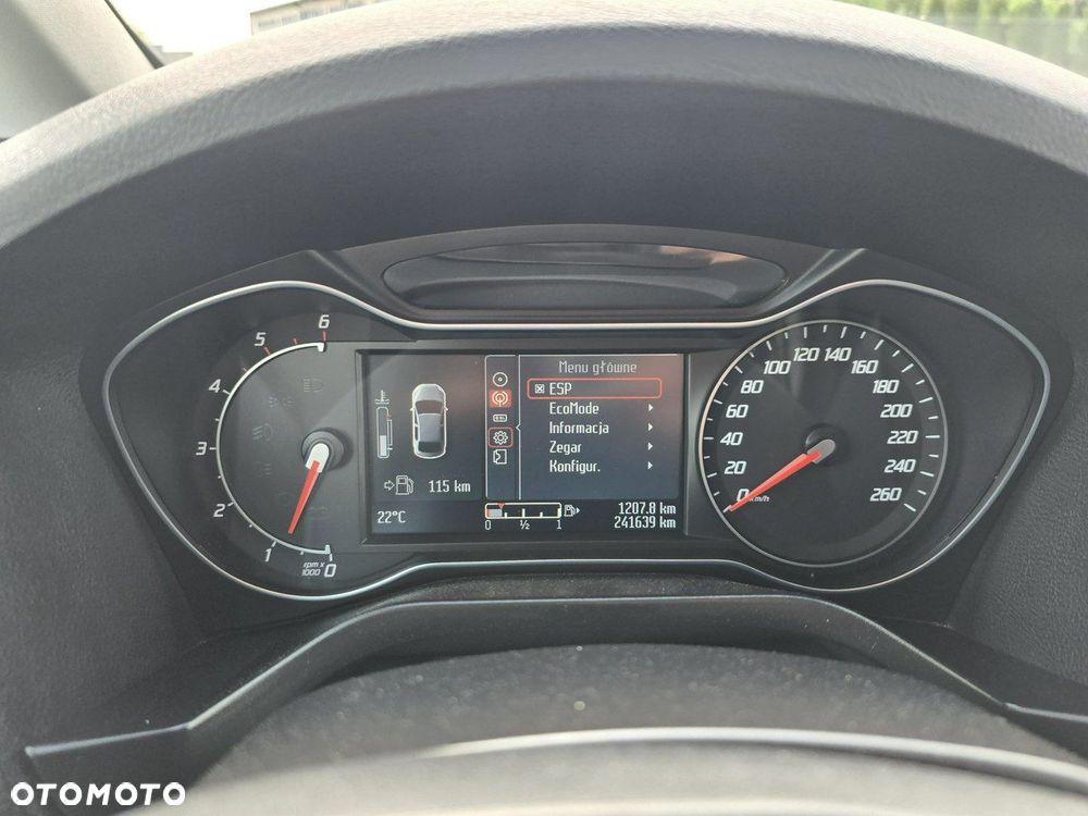 Ford Galaxy - 36